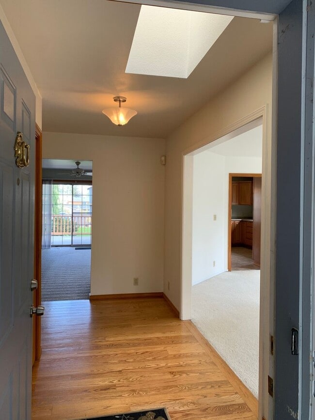 Photo - Well maintained 3 bed 2 bath rambler home in quiet Zenith neighborhood in Des Moines