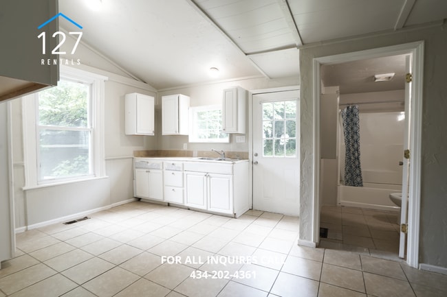 Photo - Modern Comfort Meets Prime Convenience – Stunning 3BR/2BA in Lynchburg!