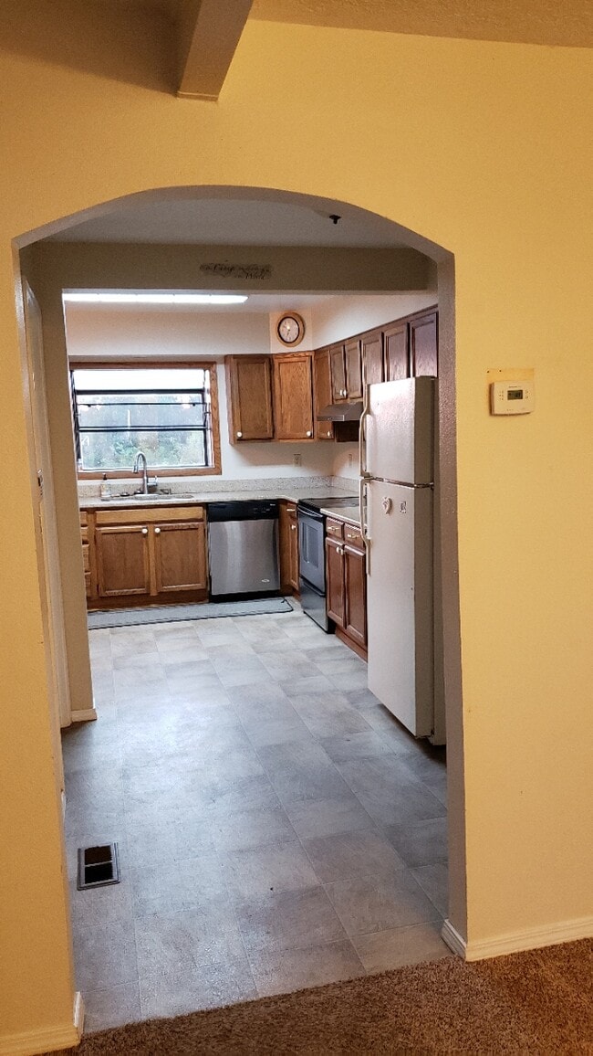 Photo - 607 N 1st Ave