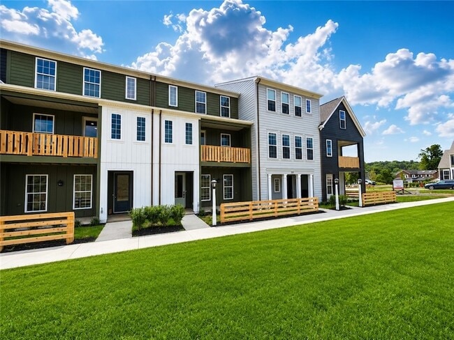 Photo - 307 Palisade Wy