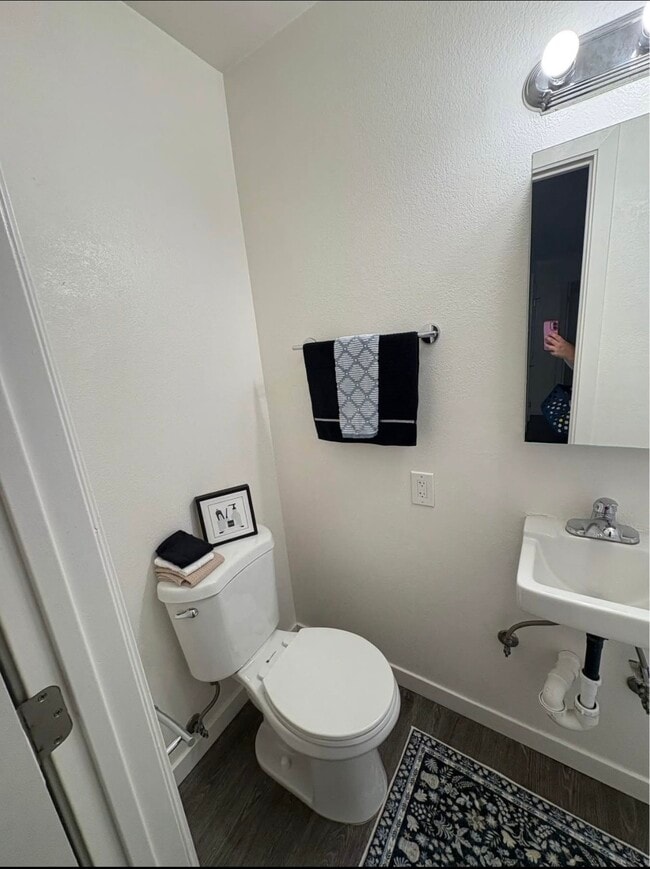 Photo - 1321 E St Unidad 9