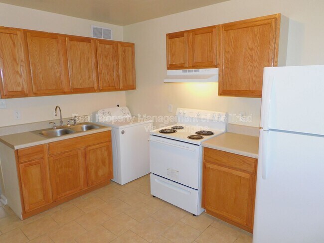 Photo - 4216 Parker St Unidad G