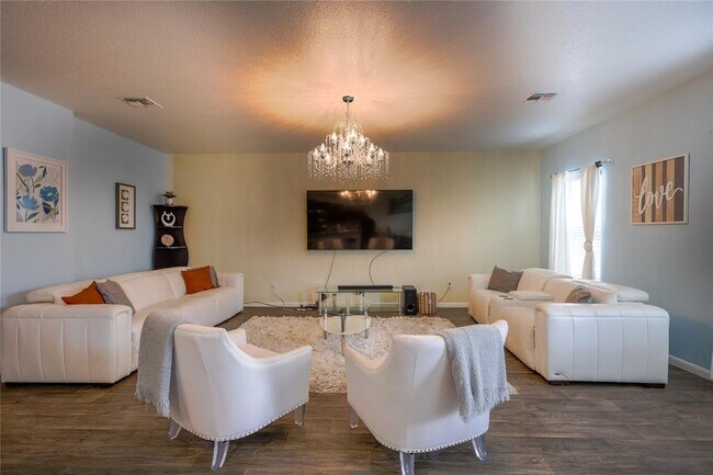 Photo - 14919 Hartsmith Dr