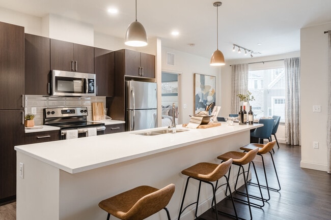 Building Photo - Haven North Andover Rental