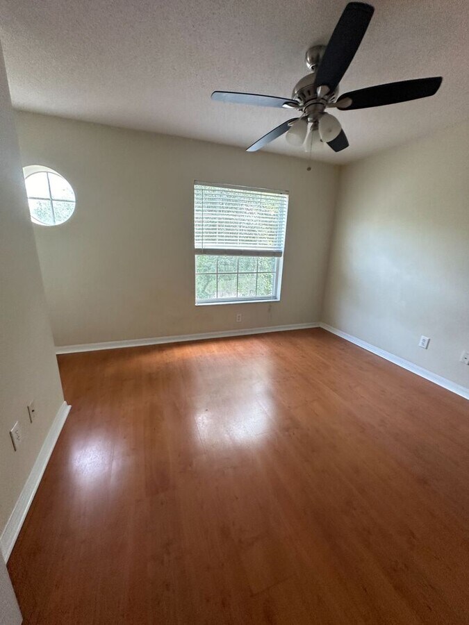 Photo - Avalon Park Townhouse