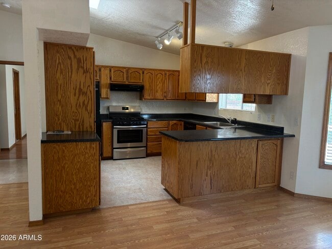 Photo - 1461 W Foy Dr