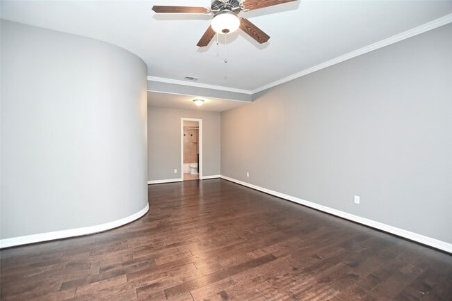 Photo - 1601 W 24th St
