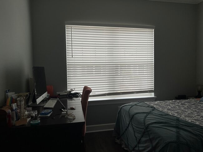 Photo - 3217 Moorings Dr S