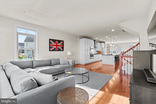 Photo - 9134 Kenway Ln