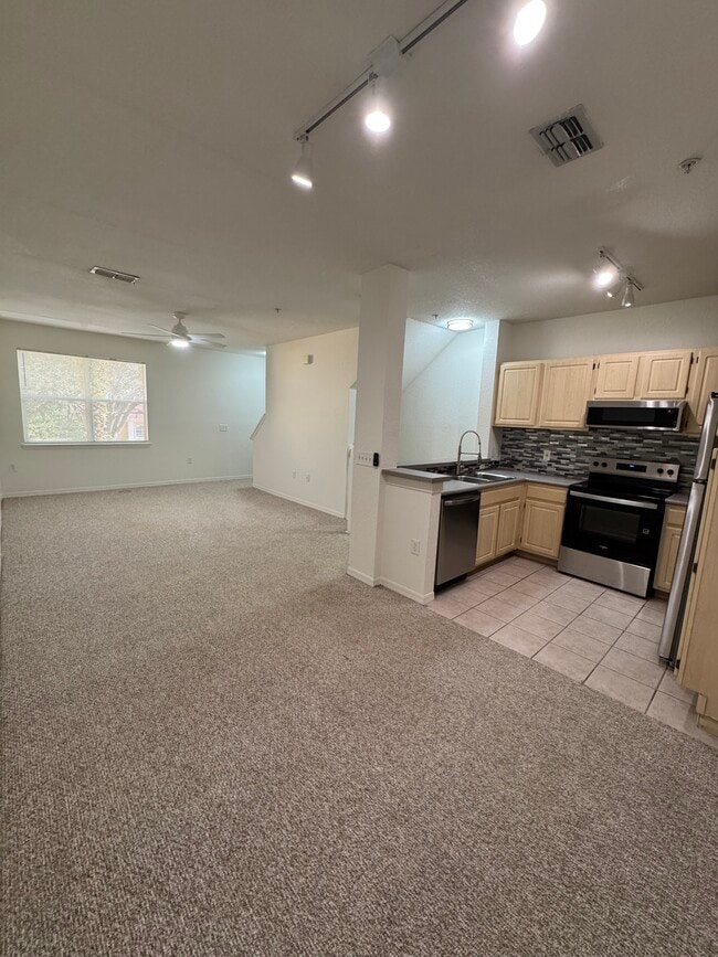 Photo - 1521 Legacy Club Dr