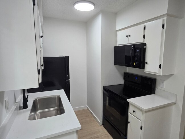 Photo - West Apartments