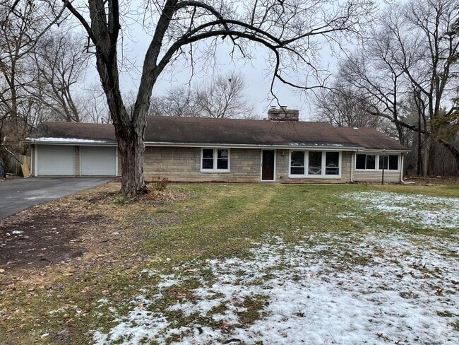 Building Photo - 614 Saddle Rd Rental