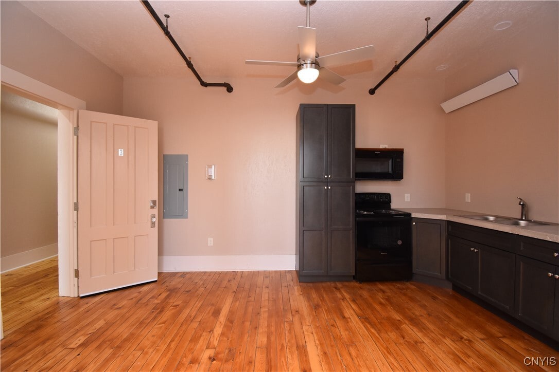 Photo - 170 Court St