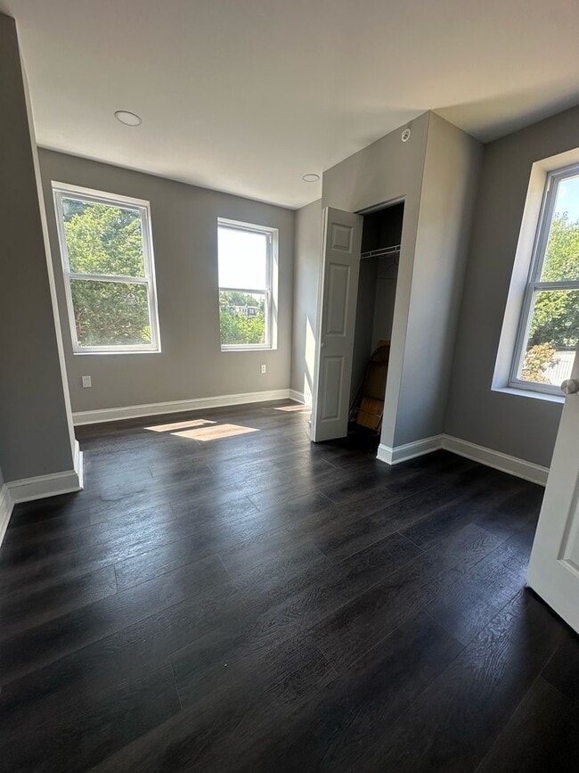 Photo - 1914 Rowan St Unidad 2