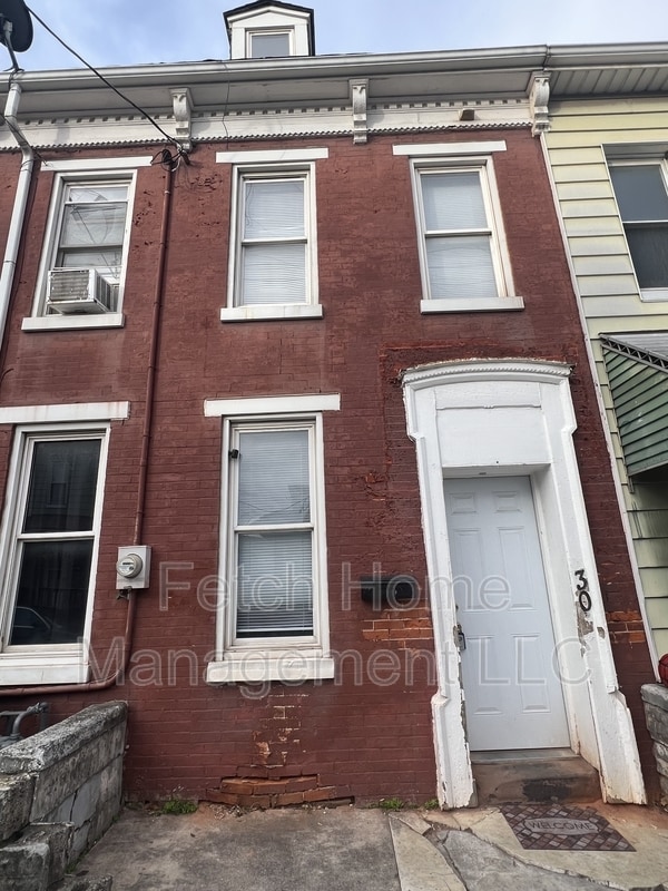 Photo - 30 N Franklin St