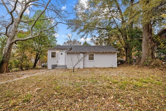 Photo - 2113 Rambow Ave SW