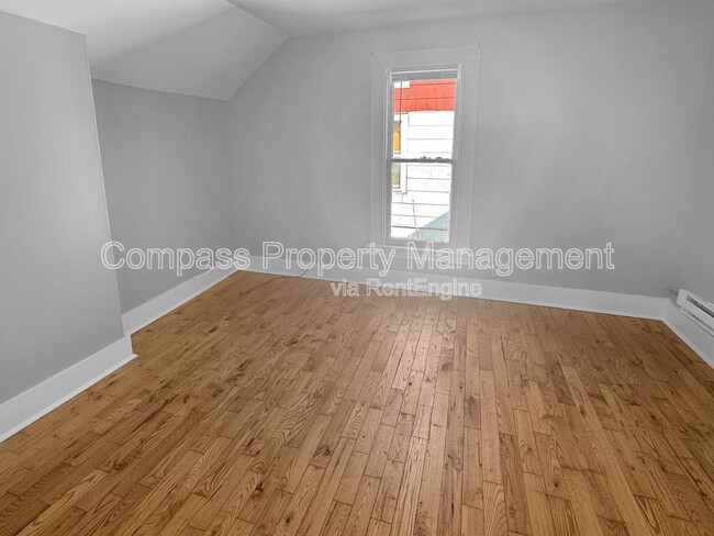 309 Eastern Ave SE