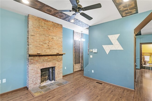 Building Photo - 297 42nd St