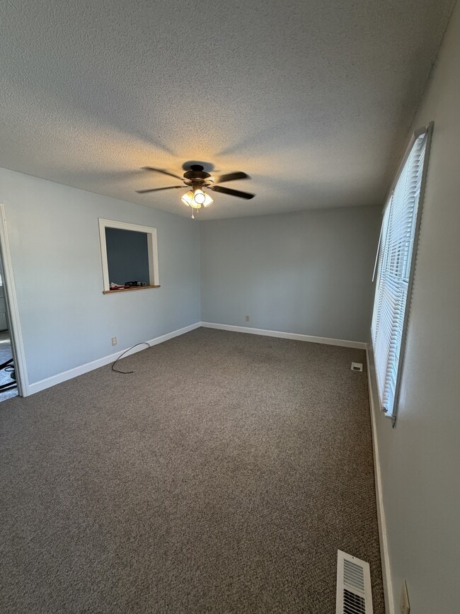 Photo - 1011 Brownlea Dr