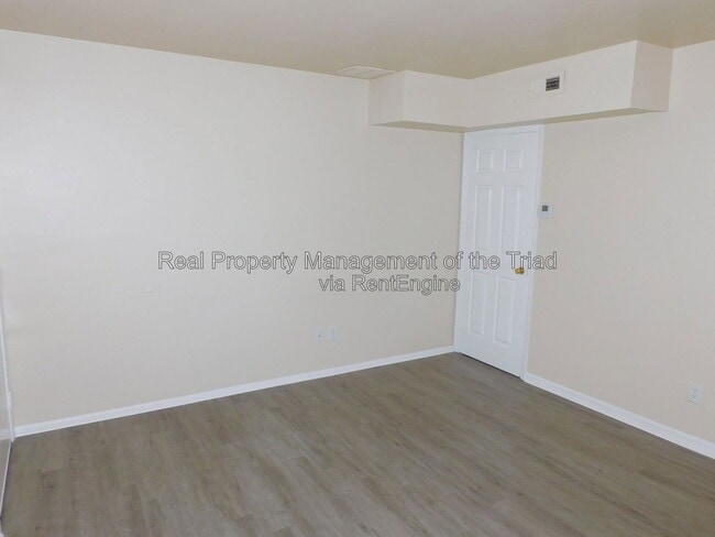 Photo - 4302 Parker St Unit F