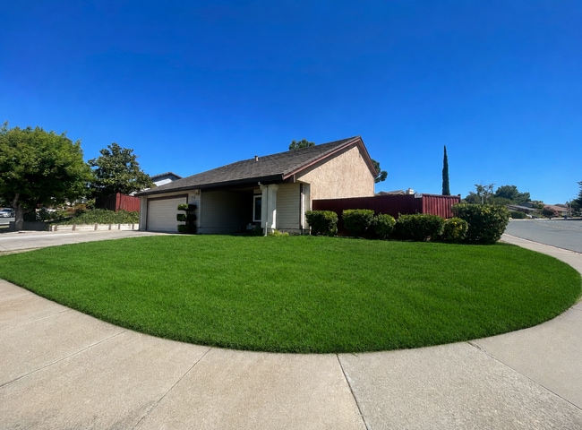 Photo - 2700 Bluebell Cir