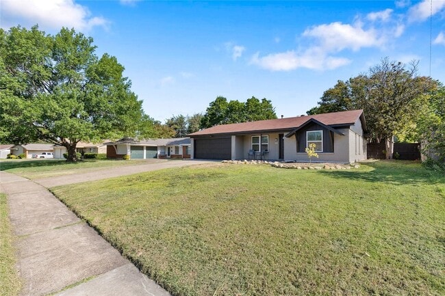 Building Photo - 614 Cambridge Dr Rental