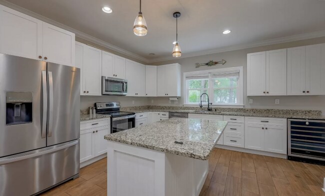 301 Red Fox Run Dr