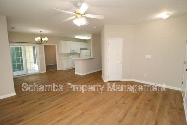 Photo - 2812 Kudrow Ln