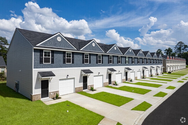 Pine Grove Townhomes