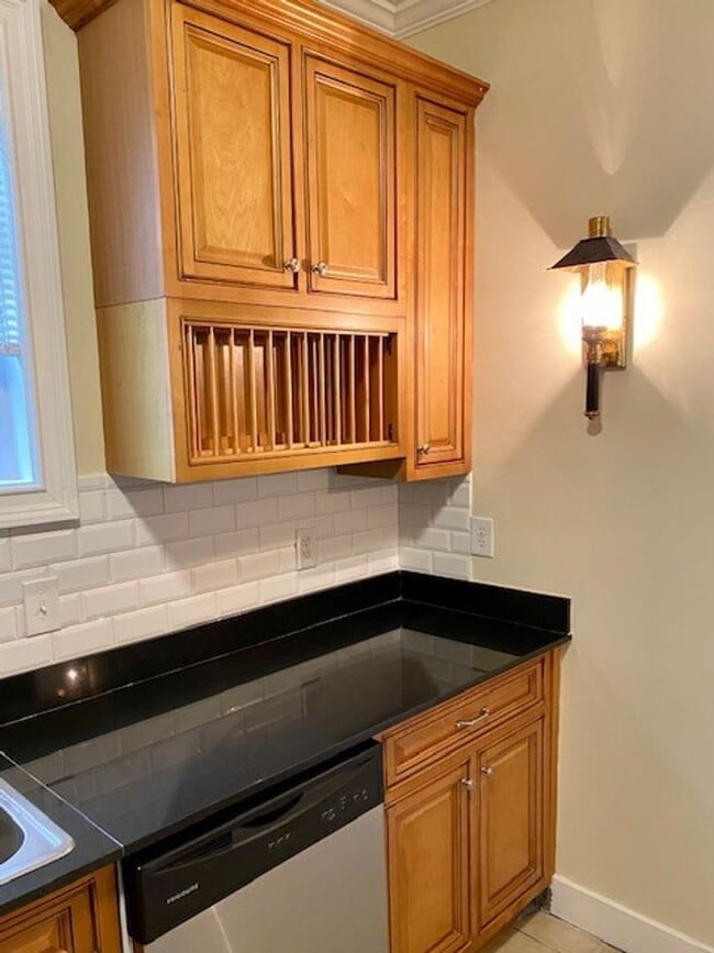 4005 N State St Unit 1