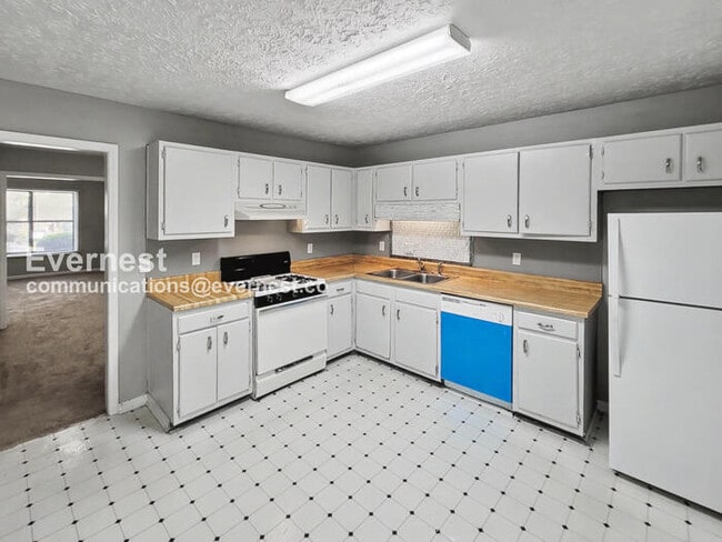 Photo - 1251 Hanover Pl