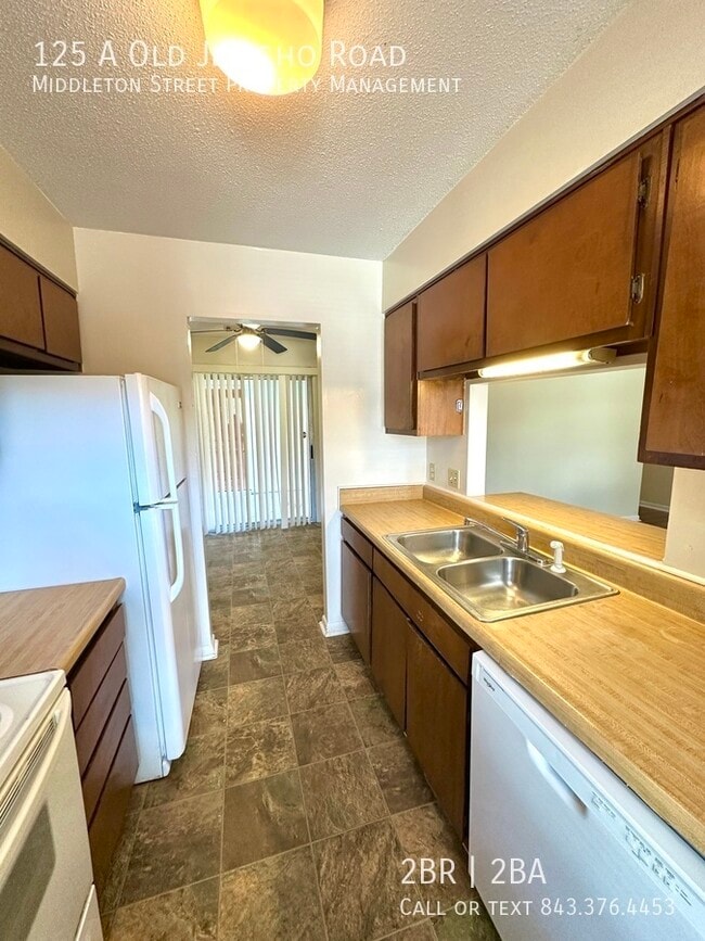 Photo - 125 Old Jericho Rd