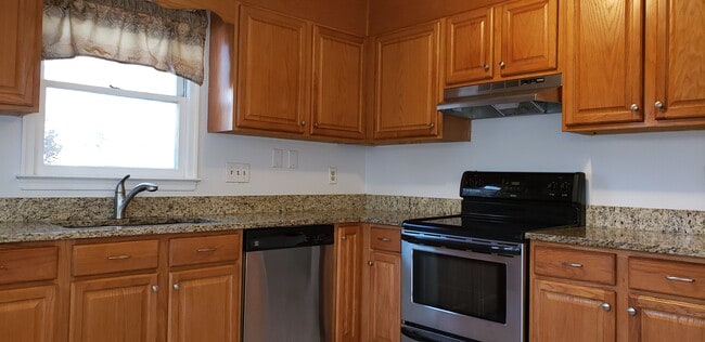 Photo - 2538 Cottage Pl