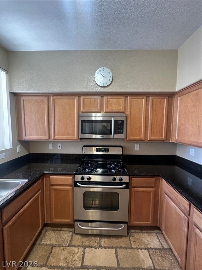 Building Photo - 10237 King Henry Ave Unit 201