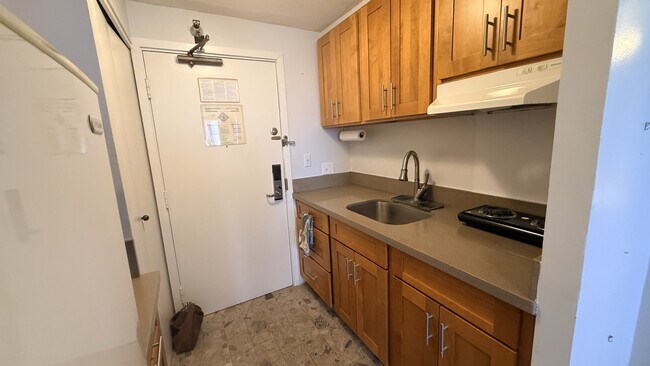 Photo - 1700 Ala Moana Blvd