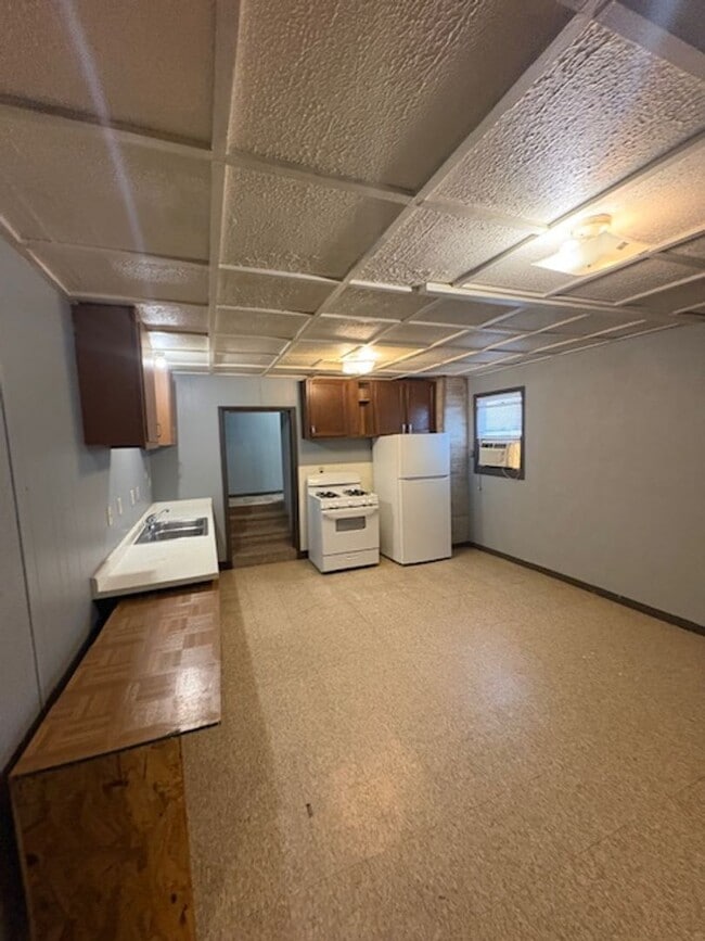 Photo - 103 S 13th St Unit A