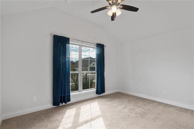 Photo - 209 Magdalene Way