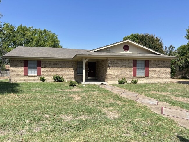 Building Photo - 3/2 House in Midway ISD!