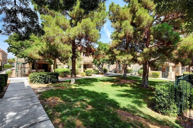 Photo - 2216 Benmore St Unidad 202