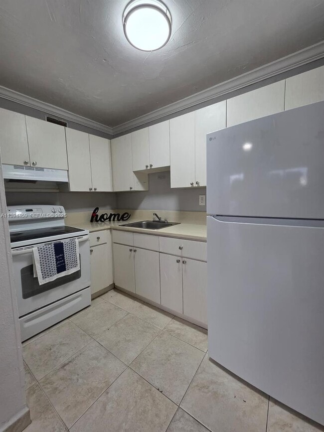 Photo - 11005 SW 1st St Unit 207