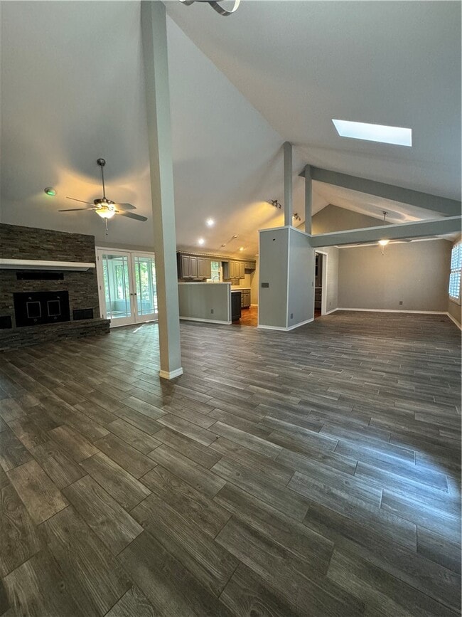 Photo - 47 Dalton Dr