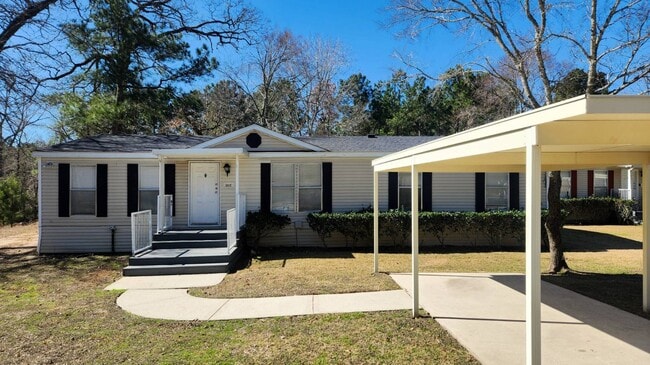 Building Photo - 30511 Valley Oaks Dr