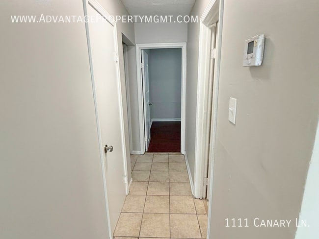 Photo - 1111 Canary Ln