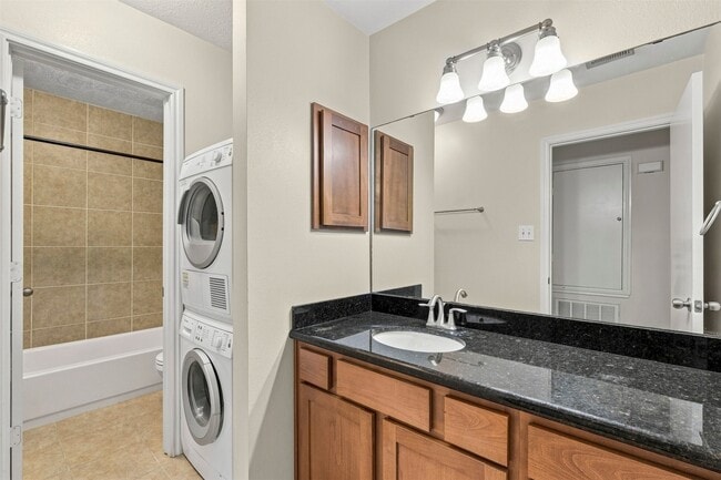 Photo - 1100 Augusta Dr Unit 86
