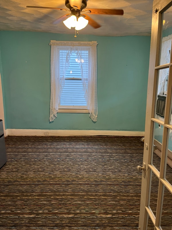 Photo - 211 W 2nd St