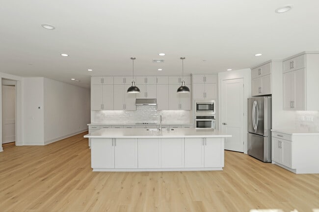 Photo - 3133 Smith Pl