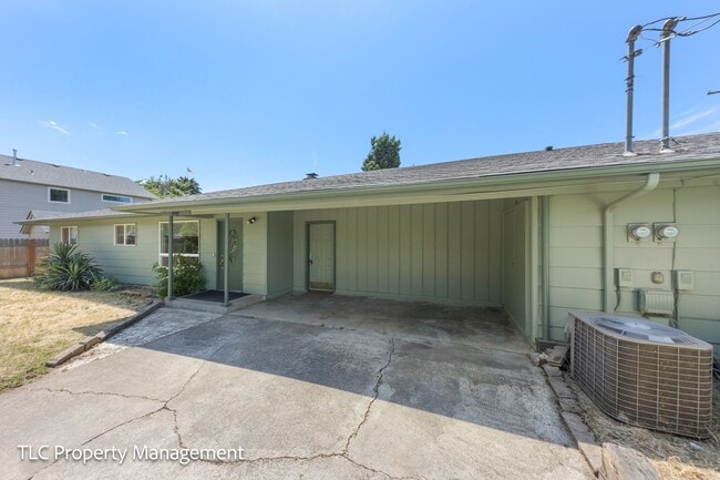 Photo - 4780 Cody Ave