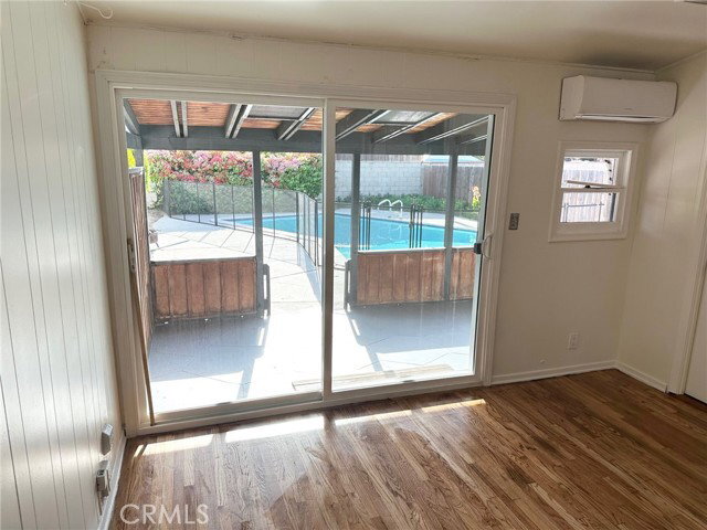 Photo - 6539 Blucher Ave