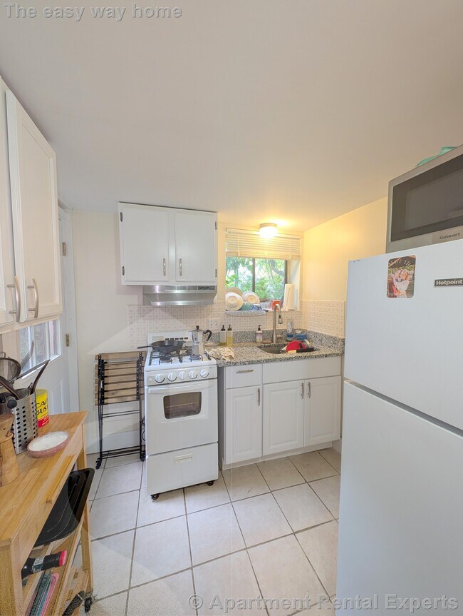 Photo - 19 Cameron Ave Unit #B
