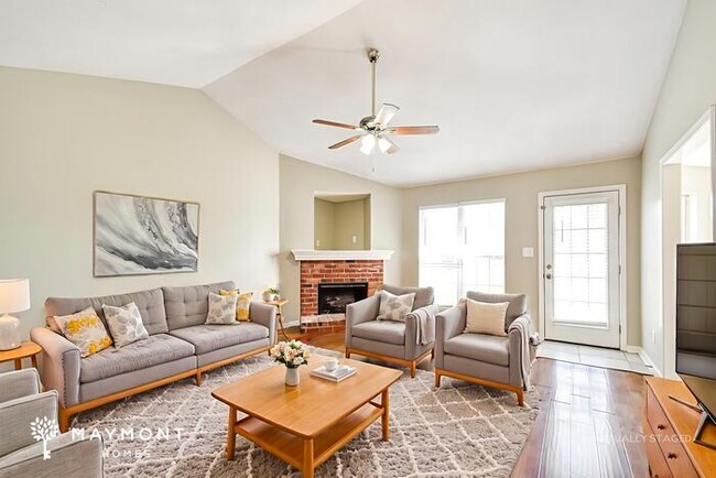 Photo - 9939 Greenalder Cove N